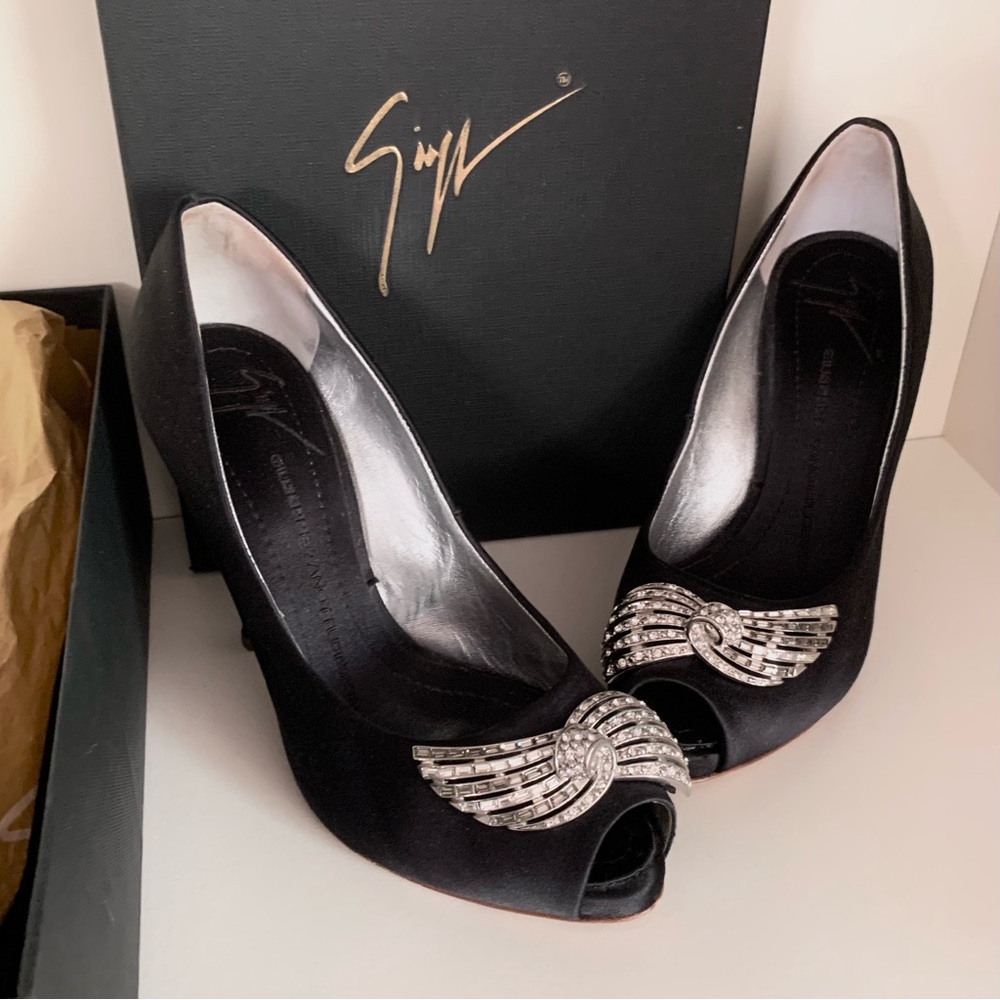 Giuseppe Zanotti crystal bow satin heels